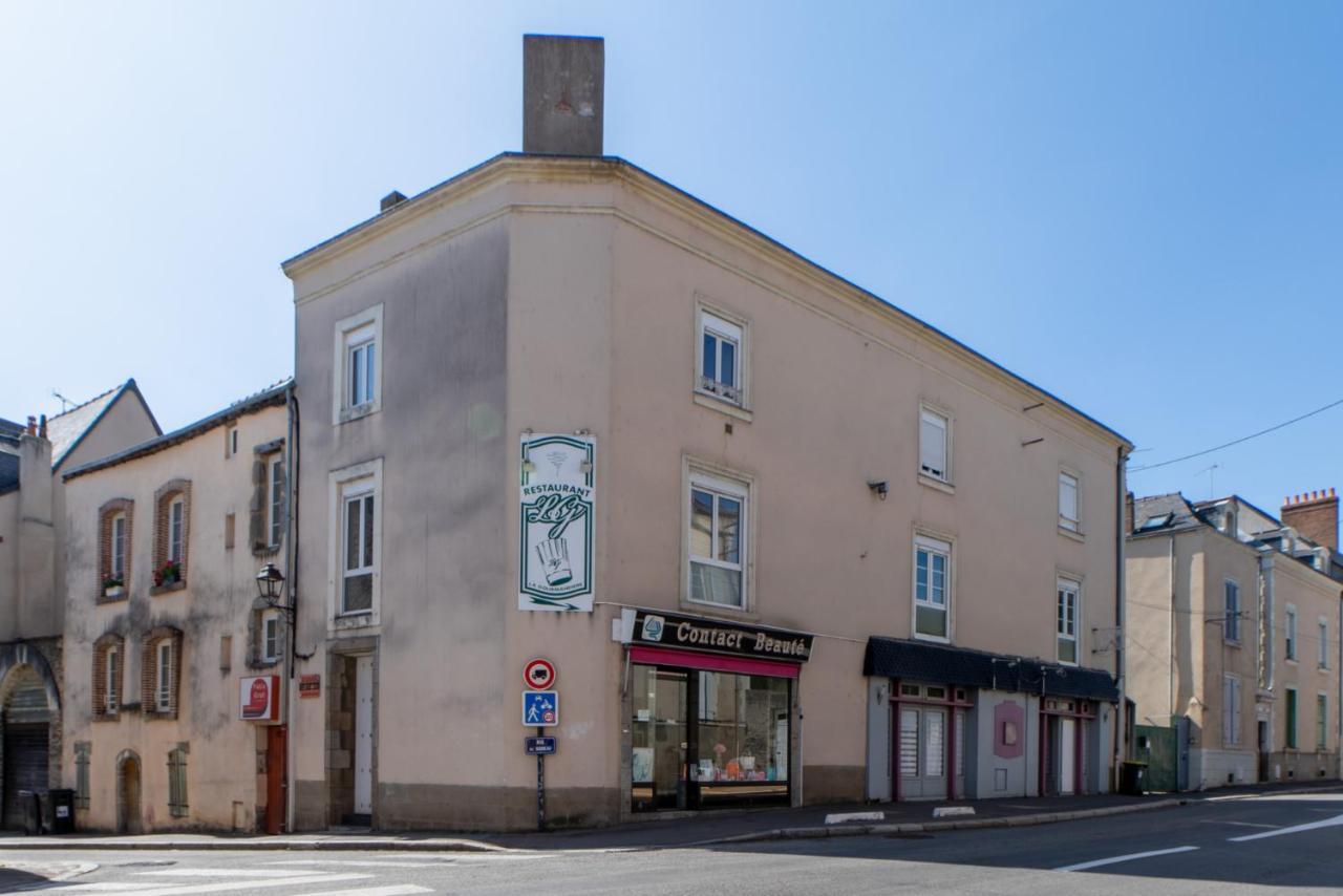 Le Felix Grat - Lavaloc Hotell Laval  Eksteriør bilde