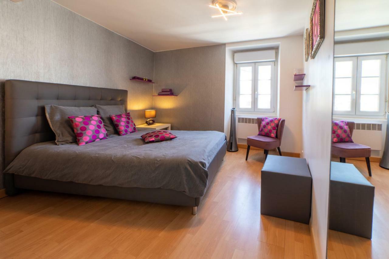 Le Felix Grat - Lavaloc Hotell Laval  Eksteriør bilde